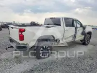 2021 Chevrolet Silverado photo