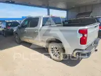 2021 Chevrolet Silverado photo