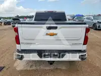 2021 Chevrolet Silverado photo