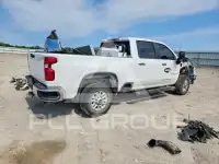 2021 Chevrolet Silverado photo