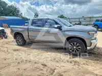 2021 Chevrolet Silverado photo