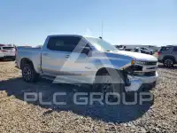 2021 Chevrolet Silverado photo