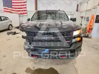 2021 Chevrolet Silverado photo