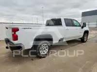 2021 Chevrolet Silverado photo