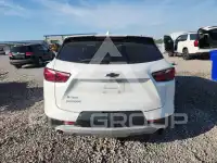 2021 Chevrolet Blazer photo