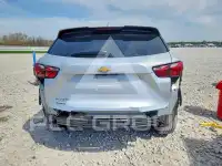 2021 Chevrolet Blazer photo