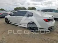 2021 BMW 740 фото