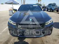 2021 BMW 740 фото