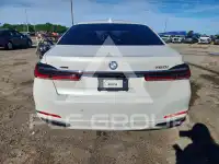 2021 BMW 750 фото