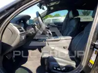 2021 BMW 750 фото