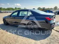 2021 BMW 750 фото