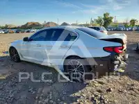 2021 BMW 530 фото