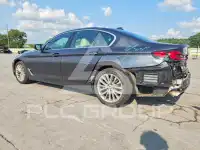 2021 BMW 530 фото