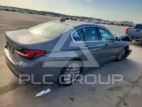 2021 BMW 530 фото