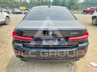 2021 BMW 530 photo