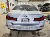 2021 BMW 530 фото