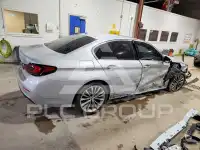 2021 BMW 530 фото