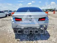2021 BMW 530 фото