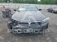 2021 BMW 530 фото