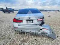 2021 BMW 530 photo