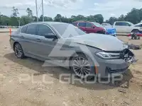 2021 BMW 530 фото