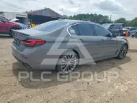 2021 BMW 530 фото