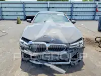 2021 BMW 530 фото