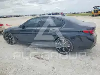 2021 BMW 530 photo