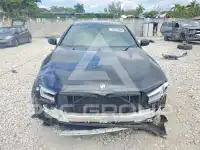 2021 BMW 530 фото