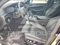 2021 BMW 530 photo