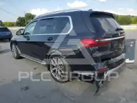 2021 BMW X7 фото