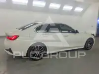 2021 BMW 330 фото