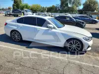 2021 BMW 330 фото
