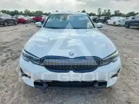2021 BMW 330 photo