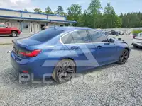 2021 BMW 330 photo