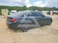 2021 BMW 330 photo