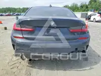 2021 BMW 330 photo