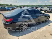 2021 BMW 330 фото