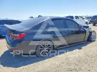 2021 BMW 330 фото