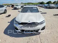 2021 BMW 330 photo
