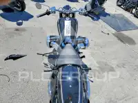 2021 BMW R18 фото