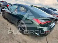 2021 BMW M4 photo