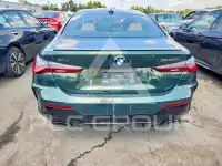 2021 BMW M4 photo