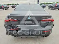 2021 BMW M4 photo