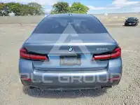 2021 BMW 530 фото