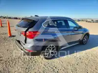 2021 BMW X1 photo