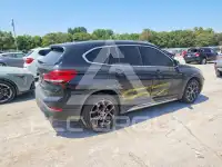 2021 BMW X1 photo