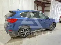 2021 BMW X1 фото