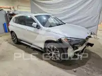 2021 BMW X1 фото