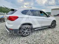 2021 BMW X1 photo